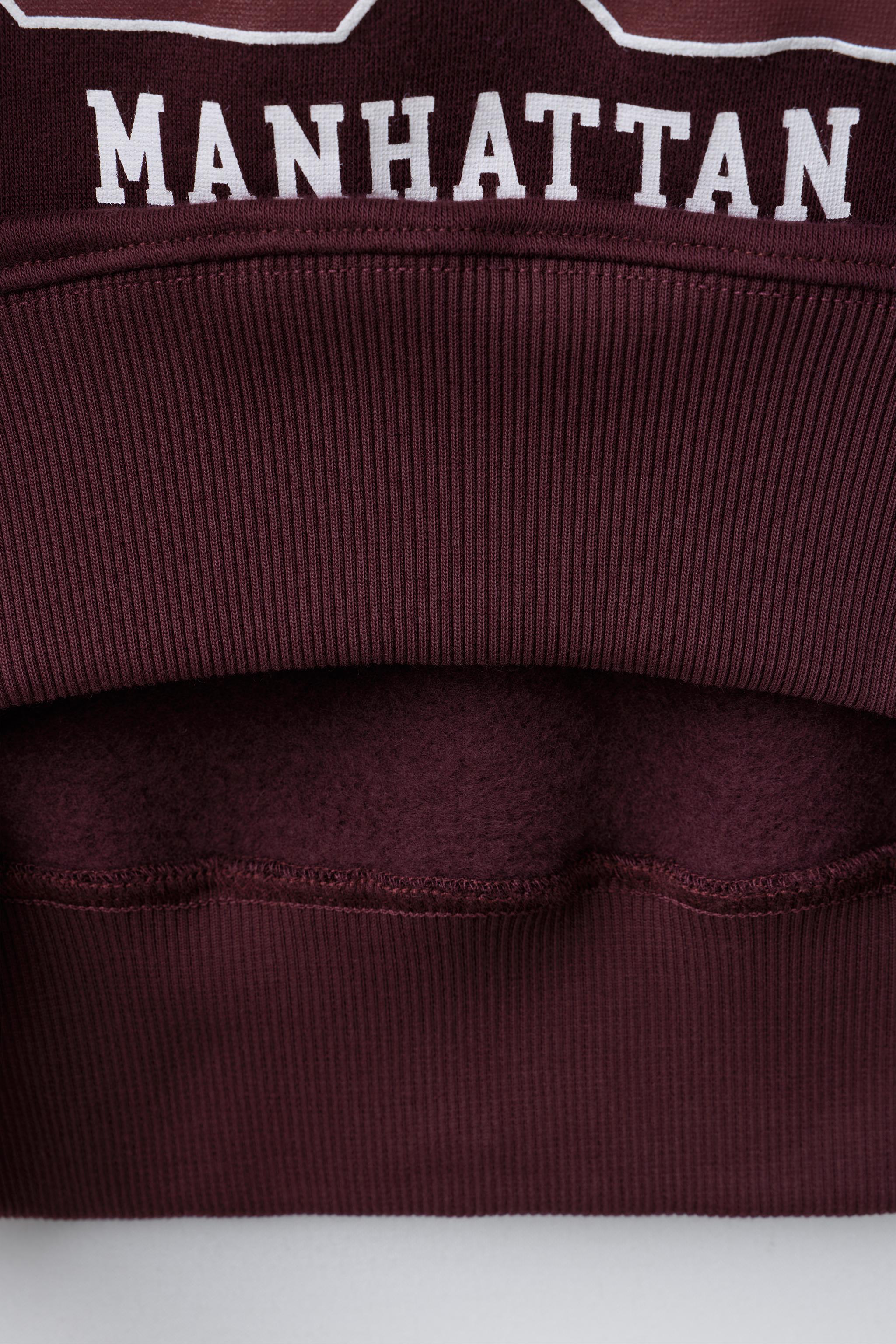 RAGLAN SLEEVE SWEATSHIRT WITH TEXT AND NUMBER